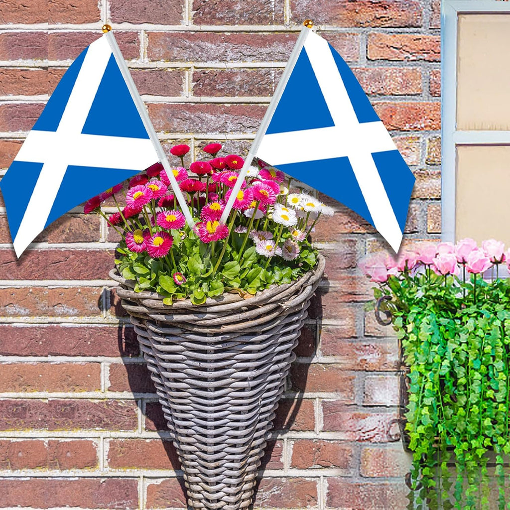 AhfuLife 15 stycken små Israel-flaggor för israelisk dekoration, mini Israel, handhållen flagga med 30 cm vit stolpe för Jom HaAtzma'ut Synagoge, solidaritetsfest, hem, trädgård, bar, dekoration